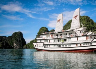 SIGNATURE CRUISE HALONG BAY 2 DAYS 1 NIGHT & 3 DAYS 2 NIGHTS from 183 USD/person only