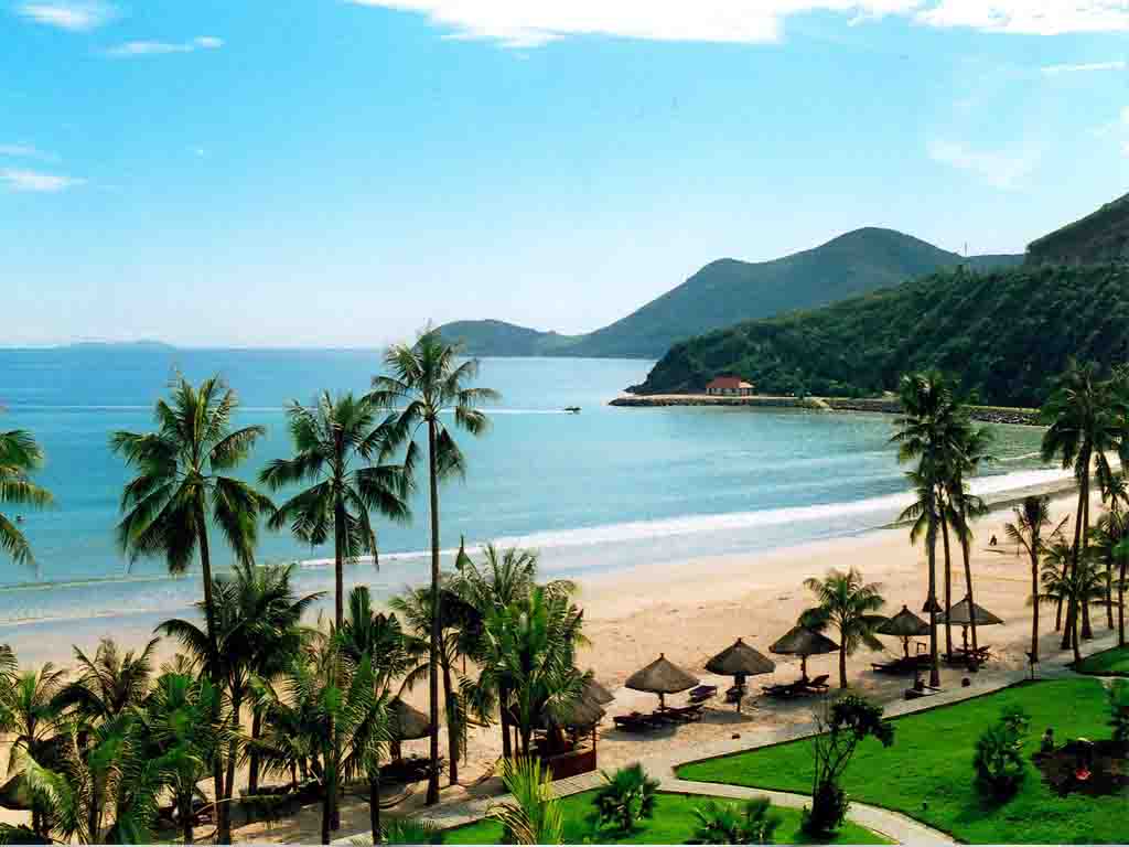 SAIGON - CU CHI TUNNEL - NHA TRANG - MUINE - MEKONG DELTA TOUR 10 DAYS 9 NIGHTS FROM 520$/PEREON ONLY